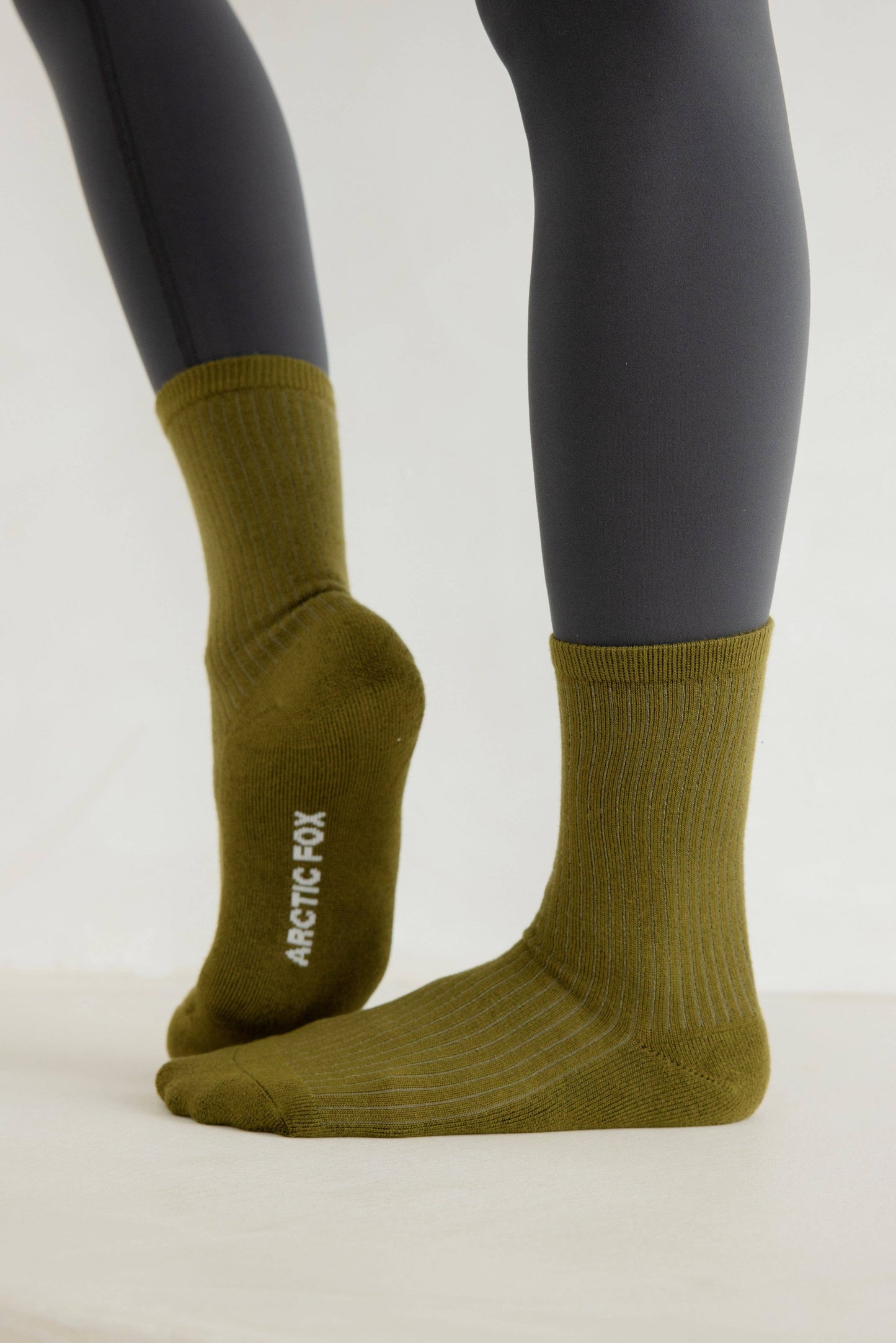 ARCTIC FOX & CO. - The Everyday Socks - 100% Bamboo - Khaki