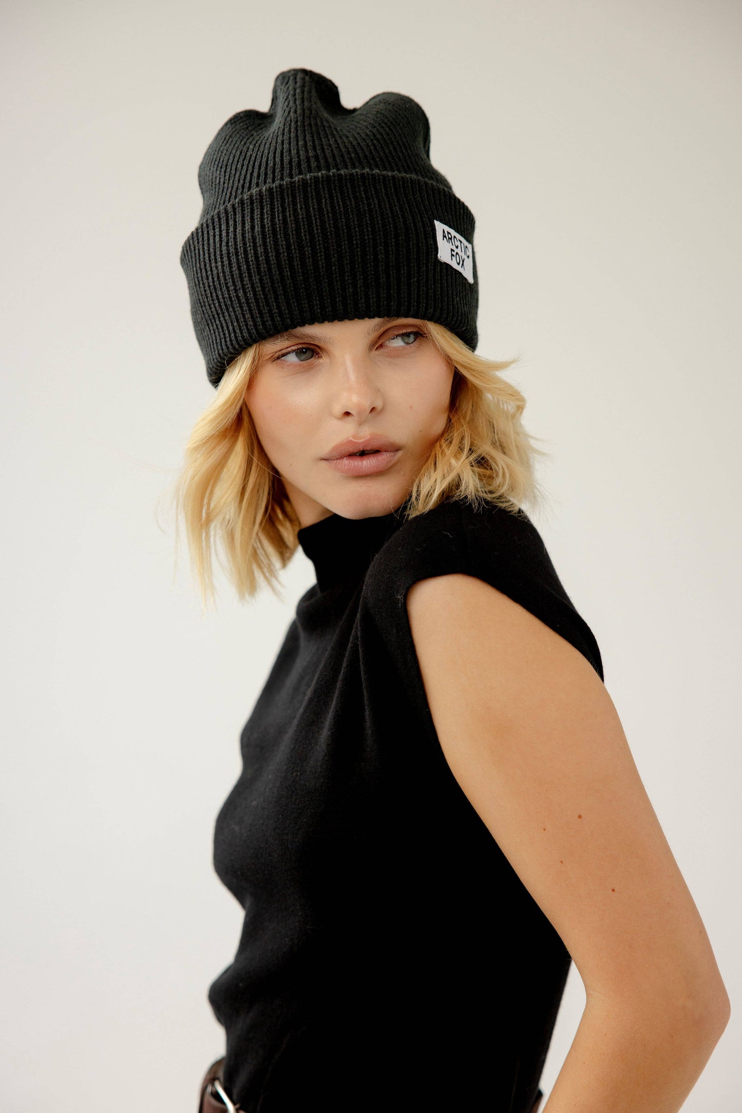 ARCTIC FOX & CO. - Recycled Bottle Beanie - Black Onyx - AW24