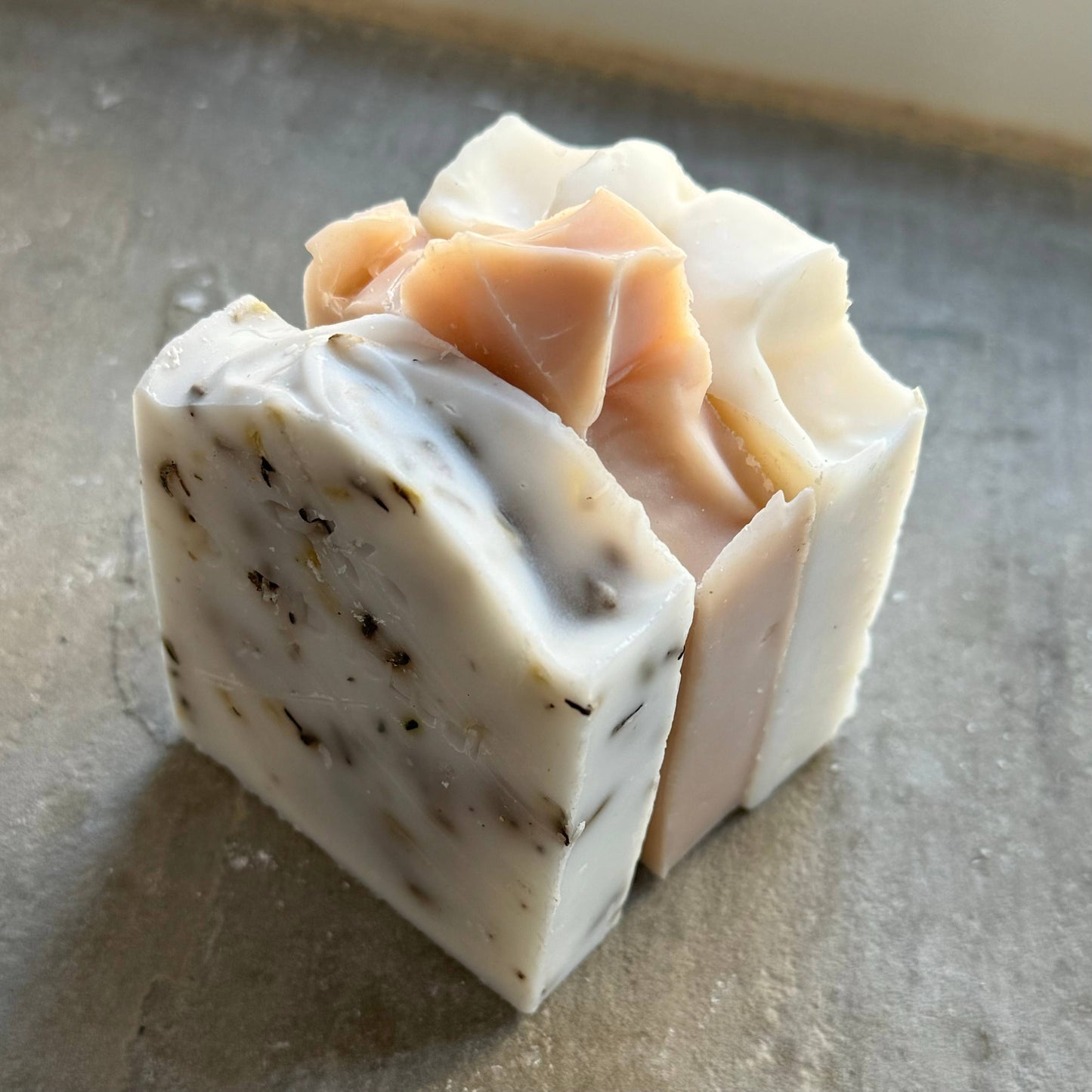 BombusLeaf - Organic, Vegan Coconut & Lime Hand and Body Soap Scrub