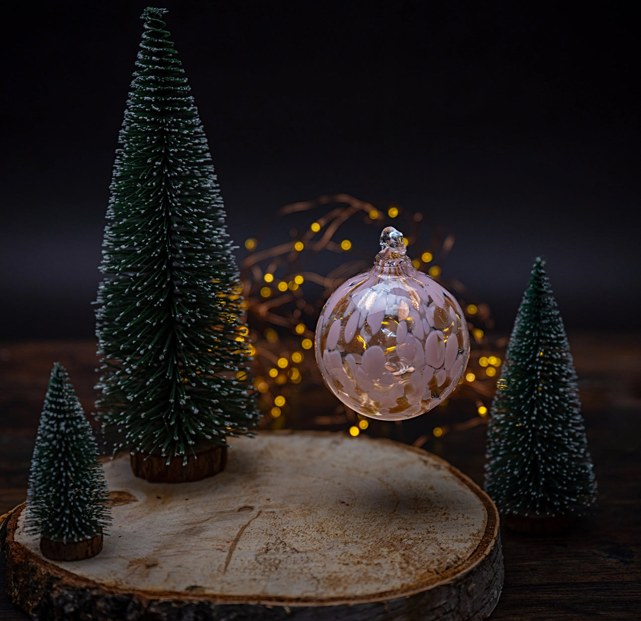 A Hand Blown Glass Bauble (with ribbon) Red & White ,Pink & White or Leopard
