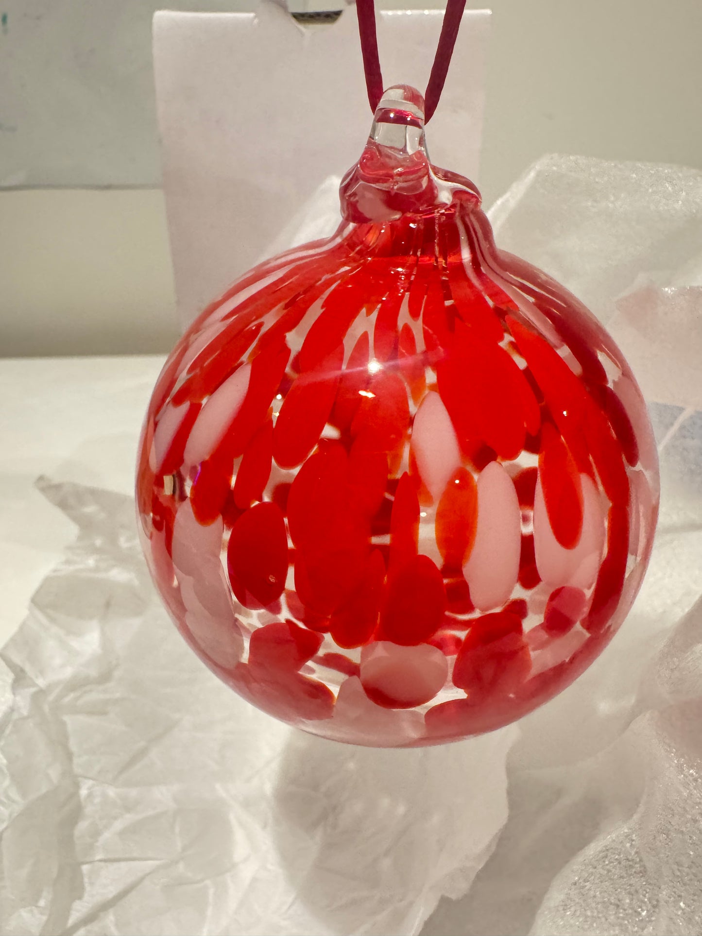 A Hand Blown Glass Bauble (with ribbon) Red & White ,Pink & White or Leopard