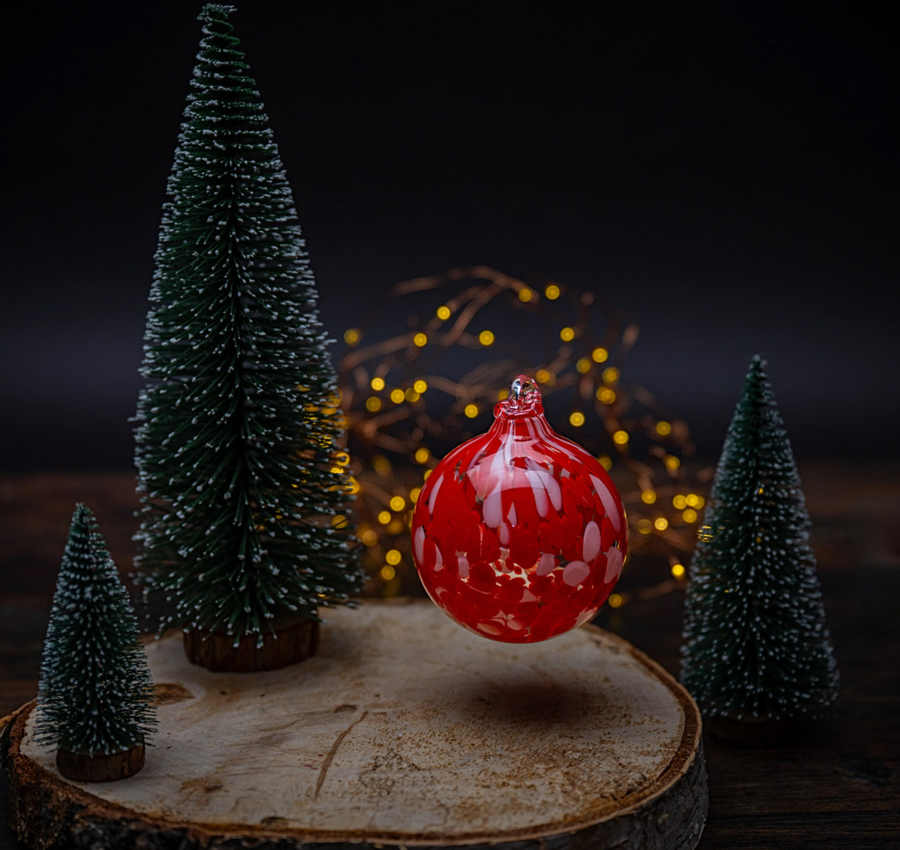 A Hand Blown Glass Bauble (with ribbon) Red & White ,Pink & White or Leopard
