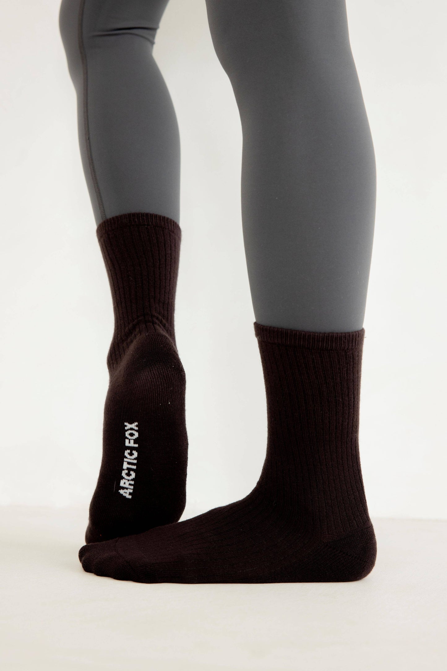 ARCTIC FOX & CO. - The Everyday Socks - 100% Bamboo - Dark Chocolate